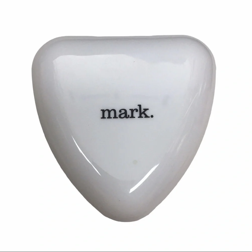 mark. Powder-Matic Go Anywhere Loose Powder Compact Mirror Puff Shade Medium
